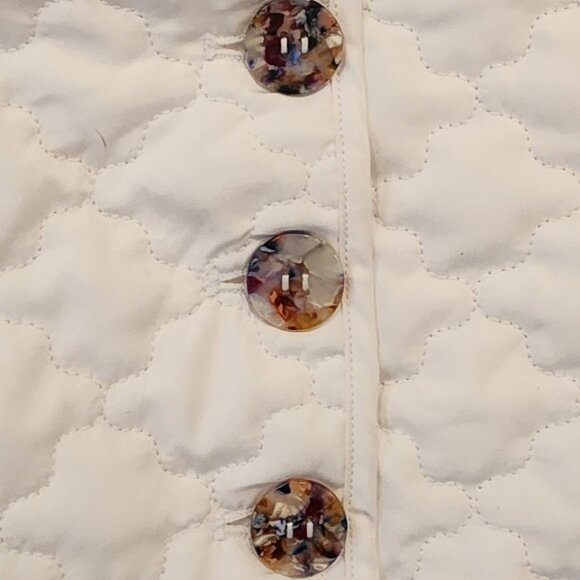 En Saison Quilted Button-Front Mini Skirt – White – Size Small - Picture 6 of 9